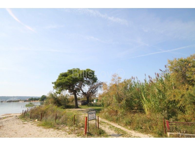 Land For sale - SPLITSKO-DALMATINSKA  KAŠTELA 