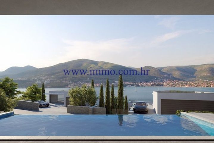 Casa in vendita 326 m² – Čiovo