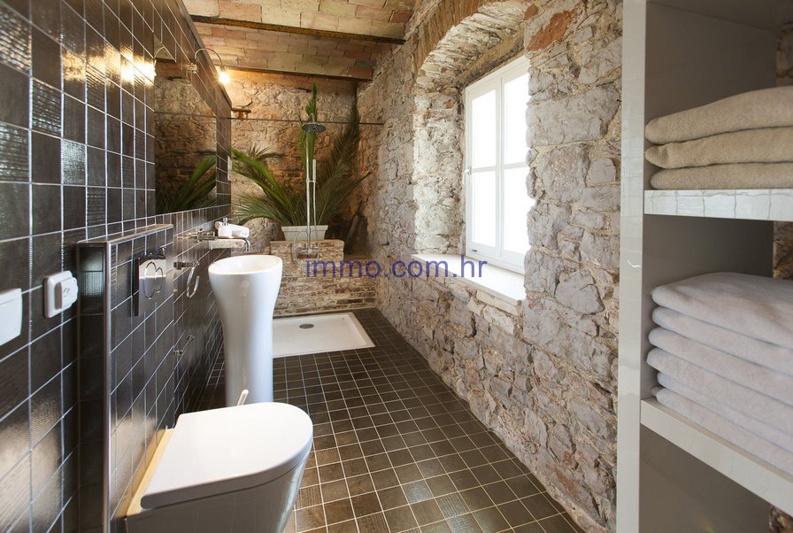 House For sale - SPLITSKO-DALMATINSKA  HVAR 