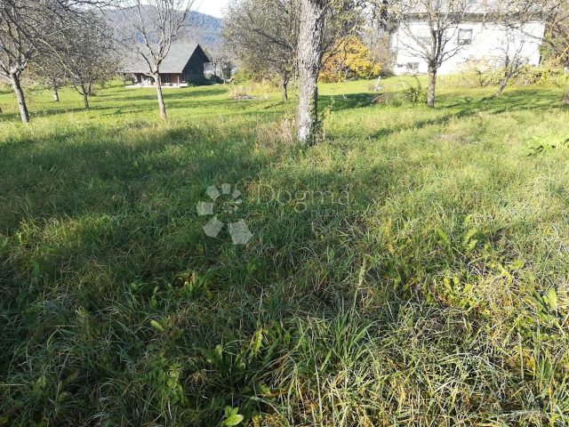 Zemljište na prodaju 1339 m² – Vrbovsko