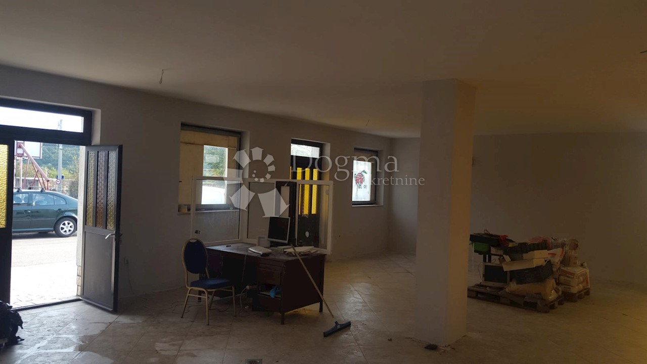 Business premises For rent - PRIMORSKO-GORANSKA  ČAVLE 