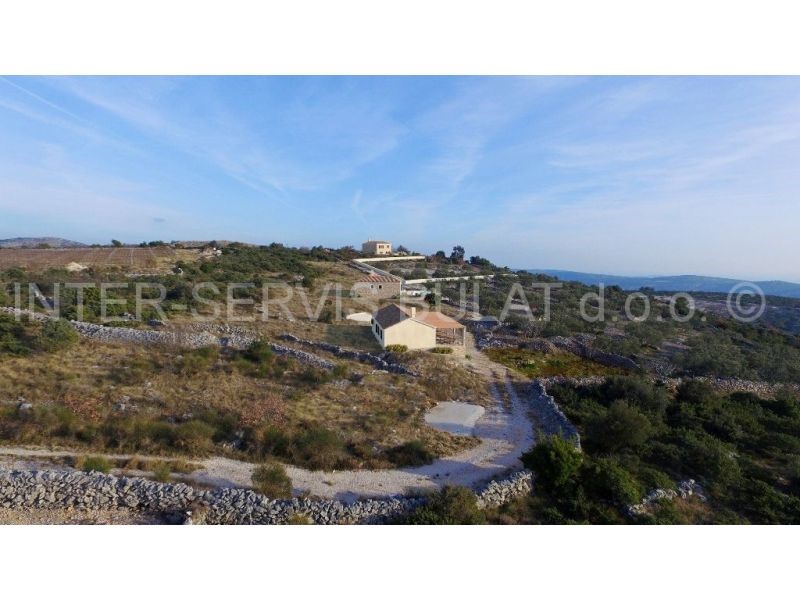 Land For sale - ŠIBENSKO-KNINSKA  ROGOZNICA 