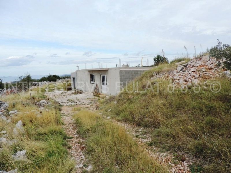 Terreno In vendita - ŠIBENSKO-KNINSKA  ROGOZNICA 