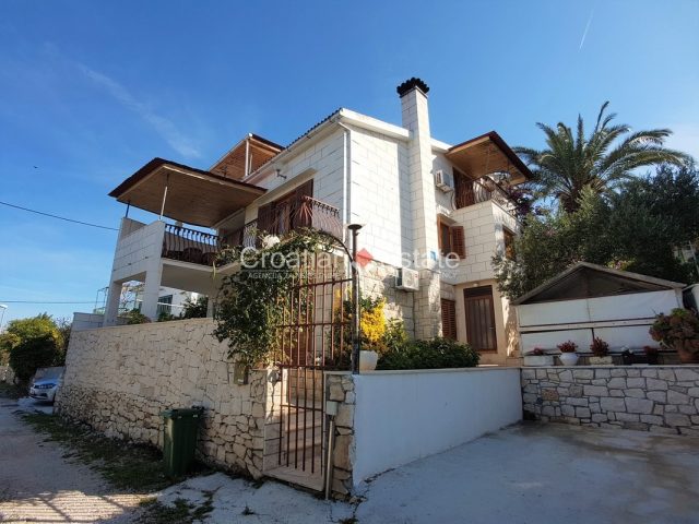 Maison à vendre 230 m² – Brač