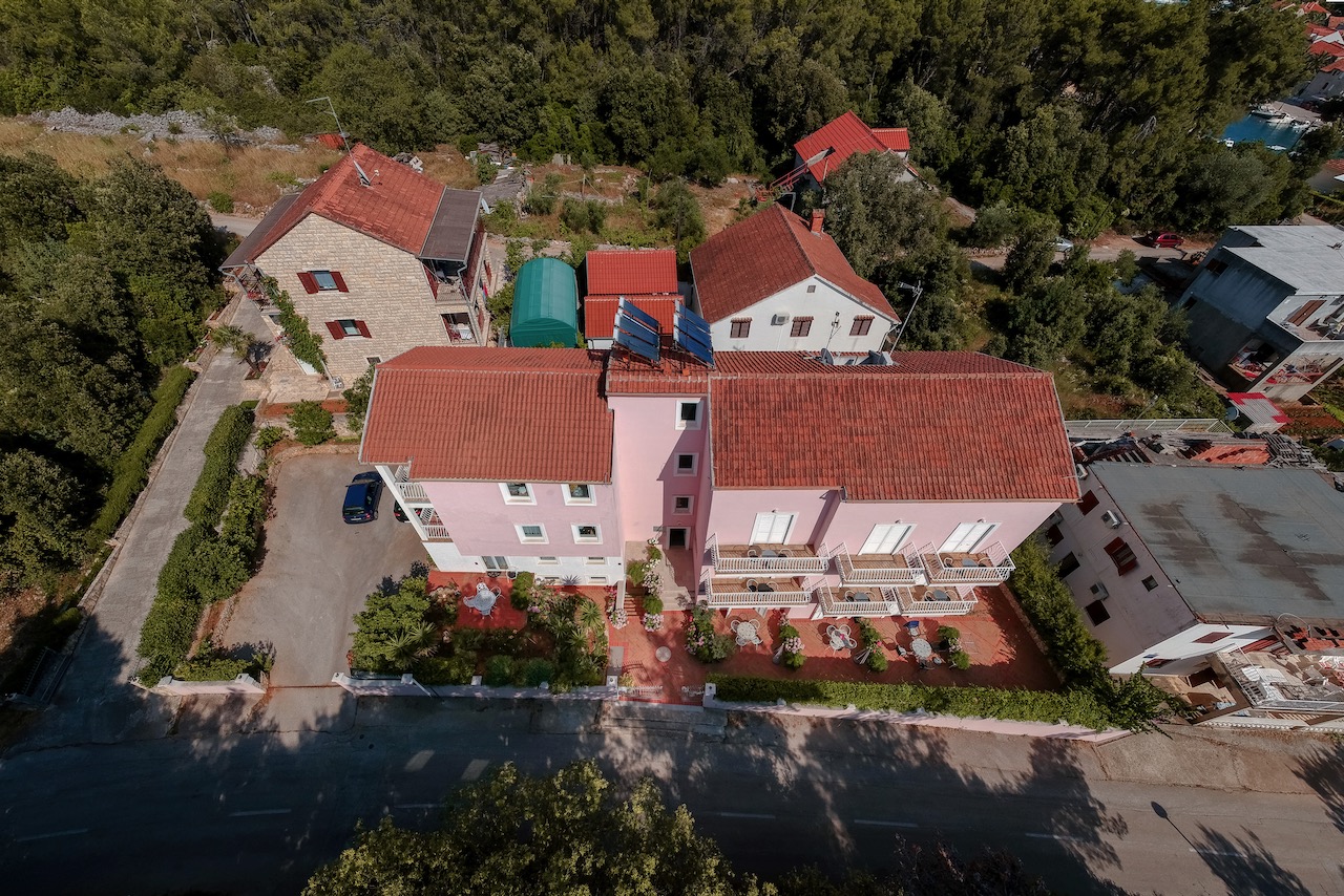 Dom Na predaj - SPLITSKO-DALMATINSKA  HVAR 