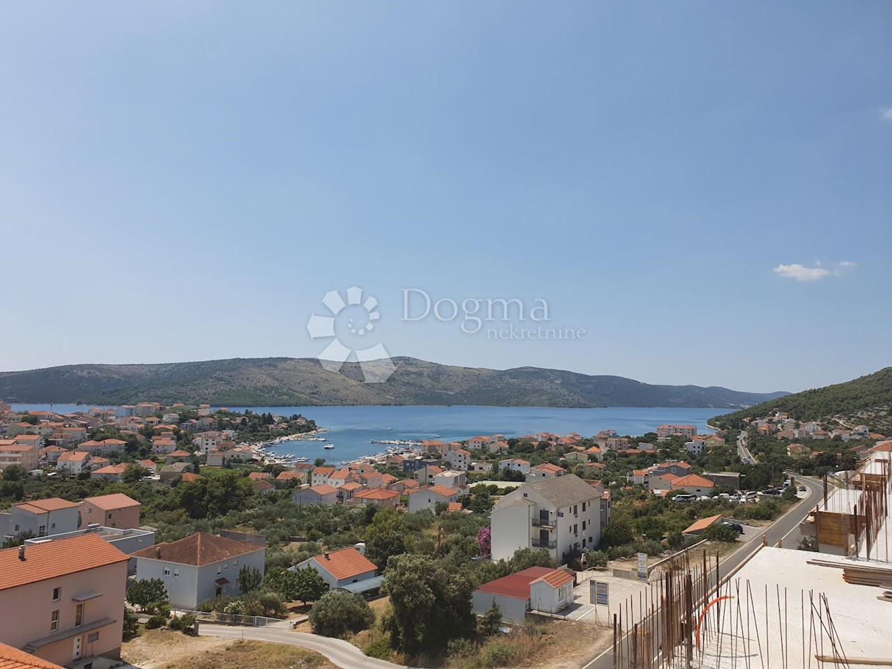 Flat For sale - SPLITSKO-DALMATINSKA  SEGET 