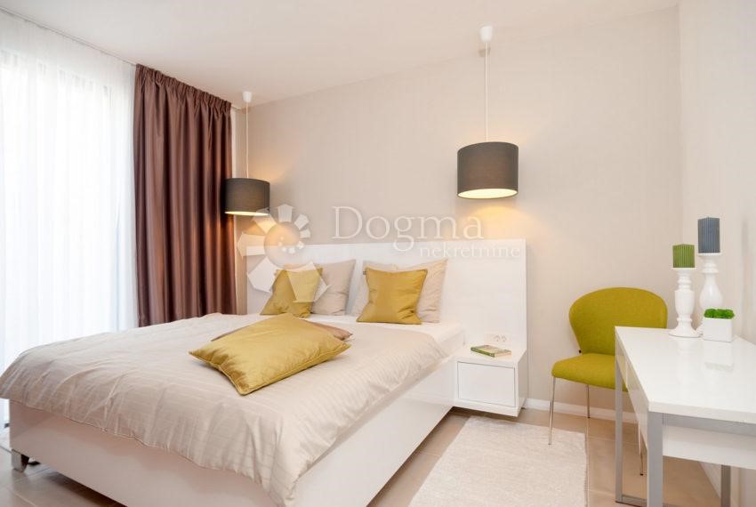 Casa In vendita - SPLITSKO-DALMATINSKA  ČIOVO 