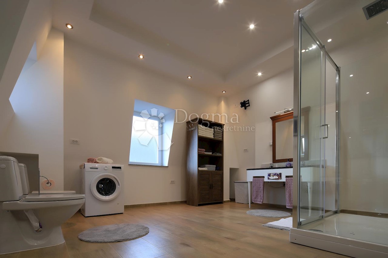 Apartma Za najem - PRIMORSKO-GORANSKA  OPATIJA 