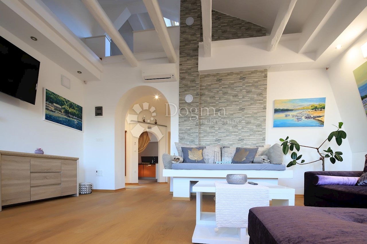 Apartma Za najem - PRIMORSKO-GORANSKA  OPATIJA 