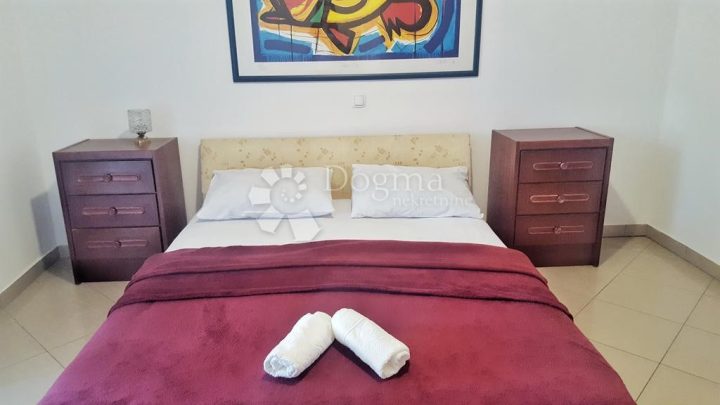 Hiša Na predaj - Primorsko-goranska Novi Vinodolski - foto 3/16