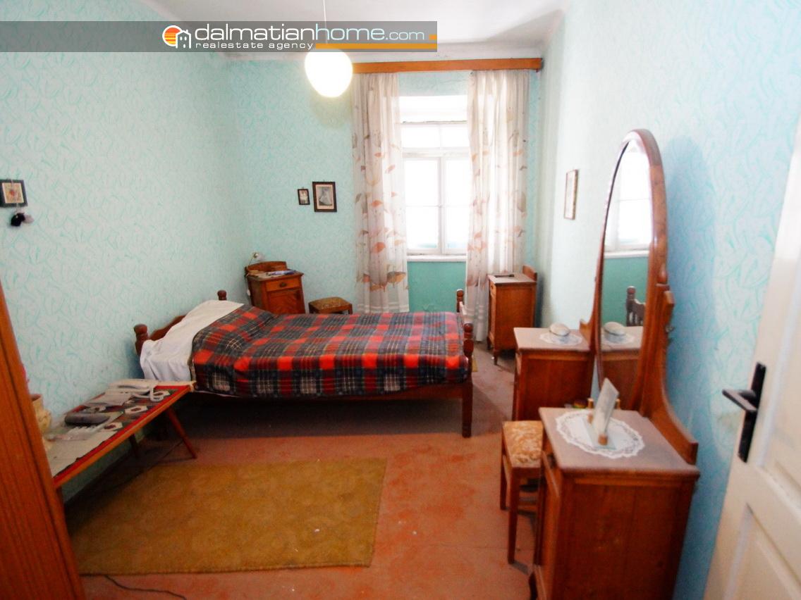 Dom Na predaj - ŠIBENSKO-KNINSKA  ŠIBENIK 