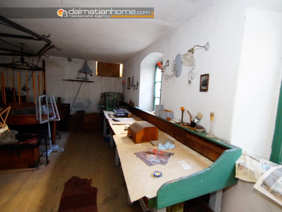 Dom Na predaj - ŠIBENSKO-KNINSKA  ŠIBENIK 