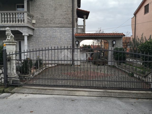 House for sale 550 m² – Rijeka