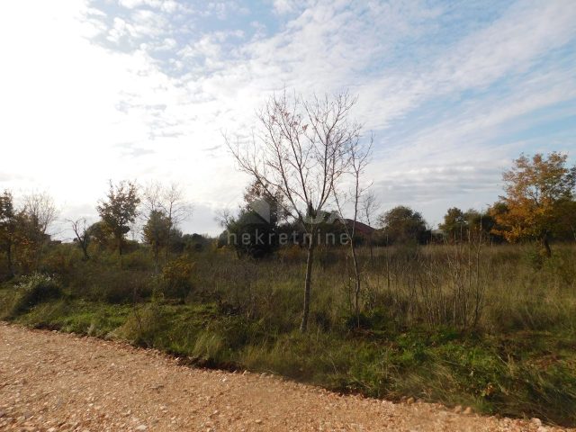 Terrain à vendre 4244 m² – Peroj