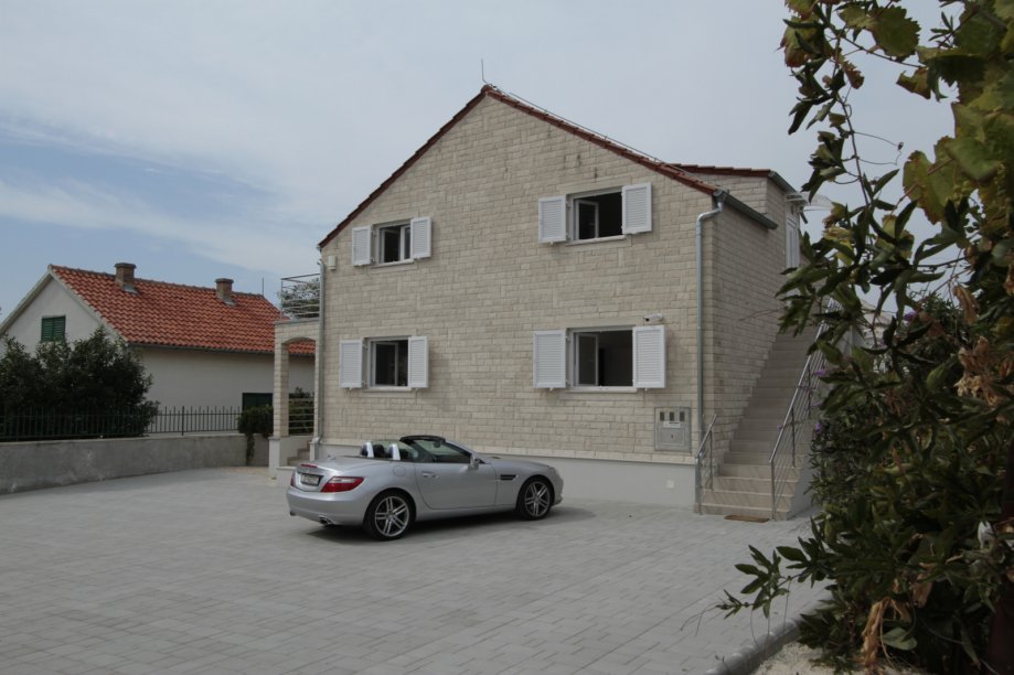 House For sale - ŠIBENSKO-KNINSKA  VODICE 