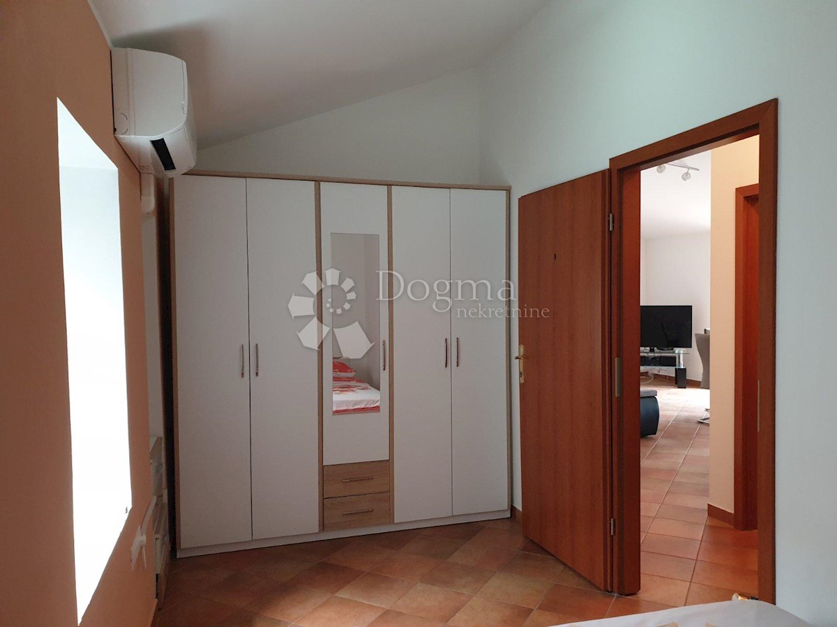 Flat For sale - PRIMORSKO-GORANSKA  BAKAR 