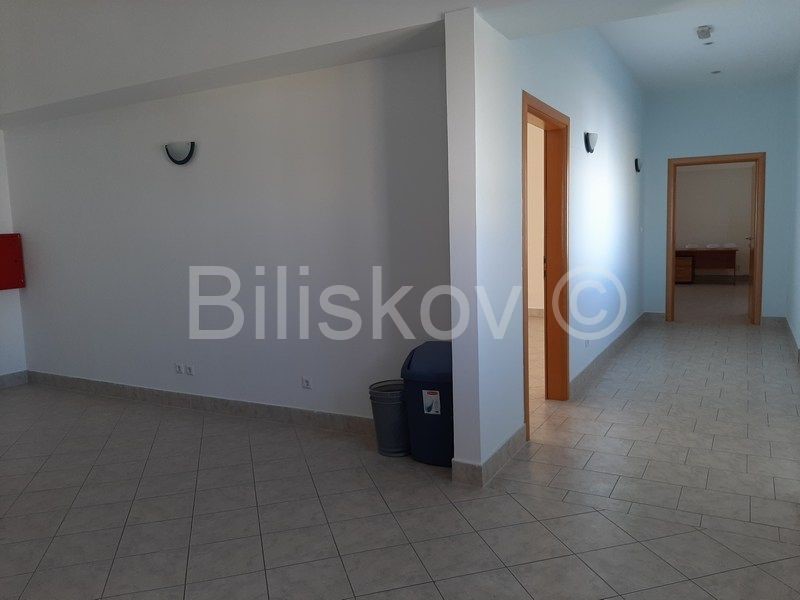 Business premises For rent - SPLITSKO-DALMATINSKA  DUGOPOLJE 