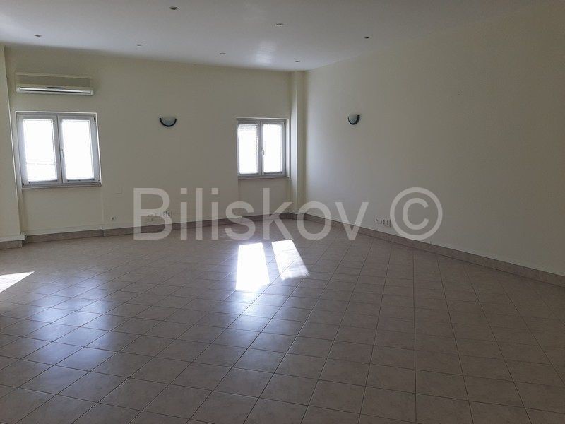 Business premises For rent - SPLITSKO-DALMATINSKA  DUGOPOLJE 