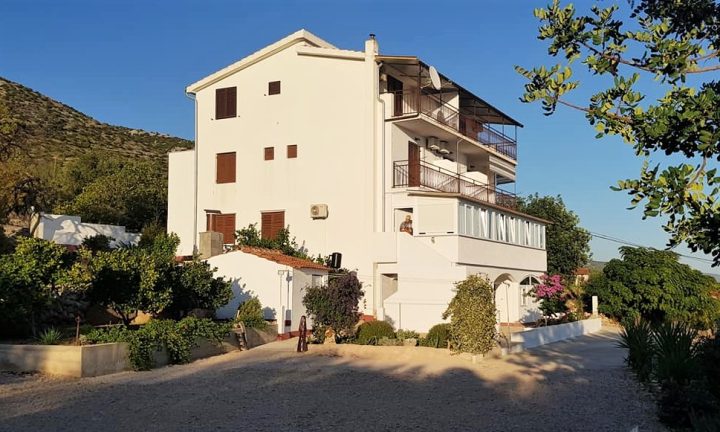 Dům na prodej 583 m² – Hvar