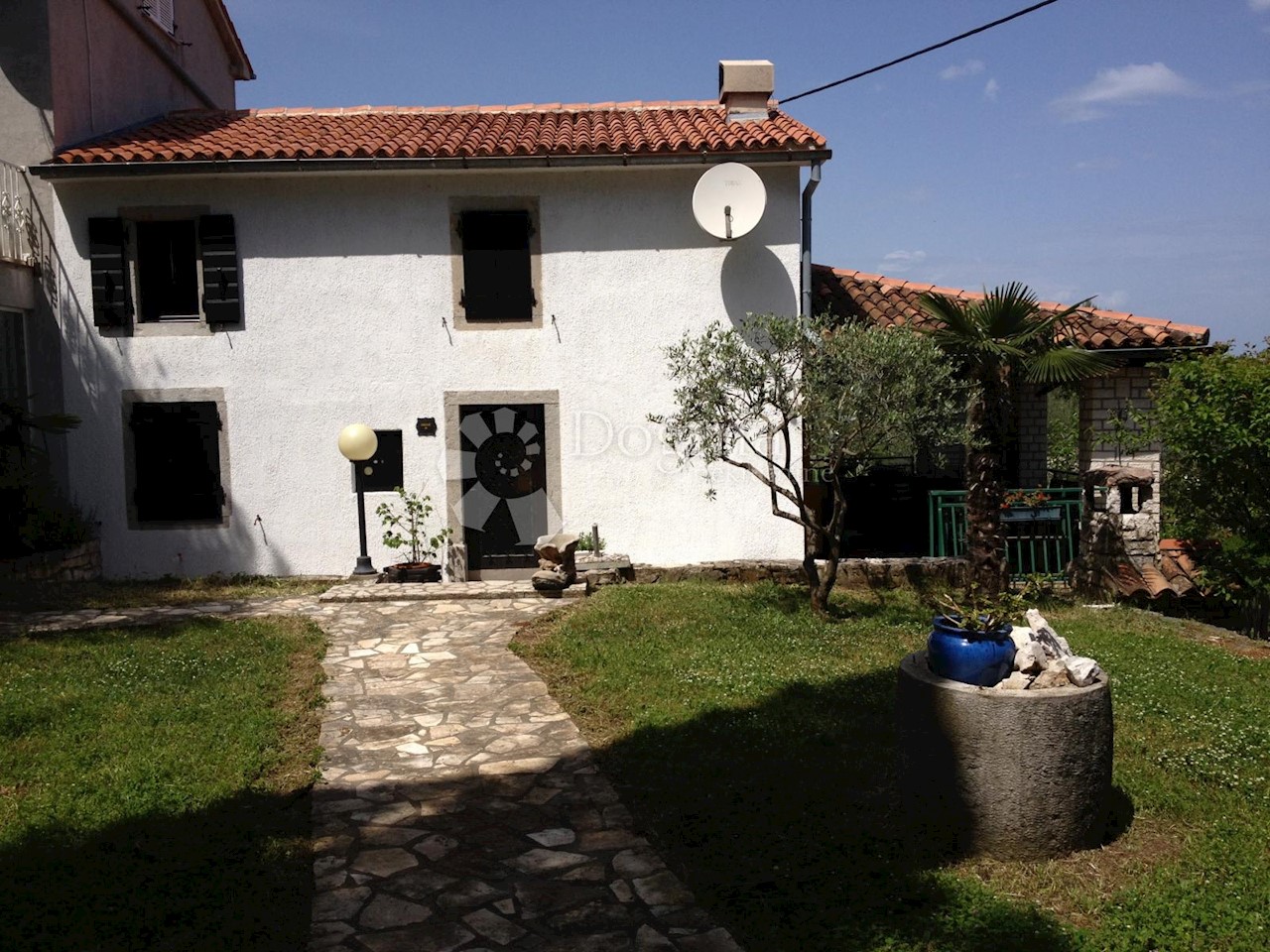 Casa In vendita - ISTARSKA  RAŠA 