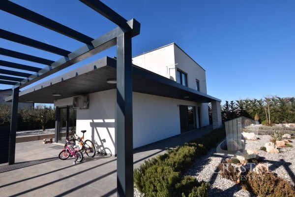 Haus Zu verkaufen - ISTARSKA  VIŠNJAN 