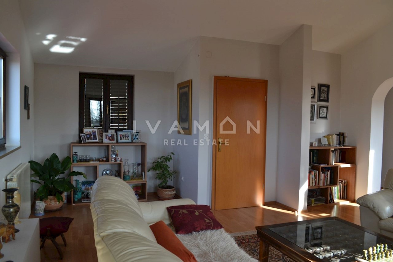 Haus Zu verkaufen - ISTARSKA  POREČ 