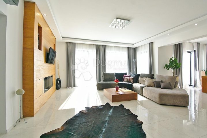 Haus Zu verkaufen - Primorsko-goranska Rijeka - foto 5/46