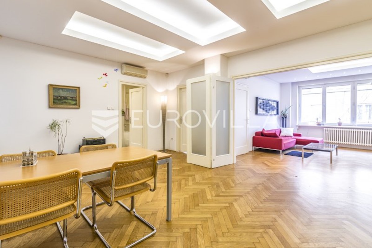 Appartement À louer - GRAD ZAGREB  ZAGREB 