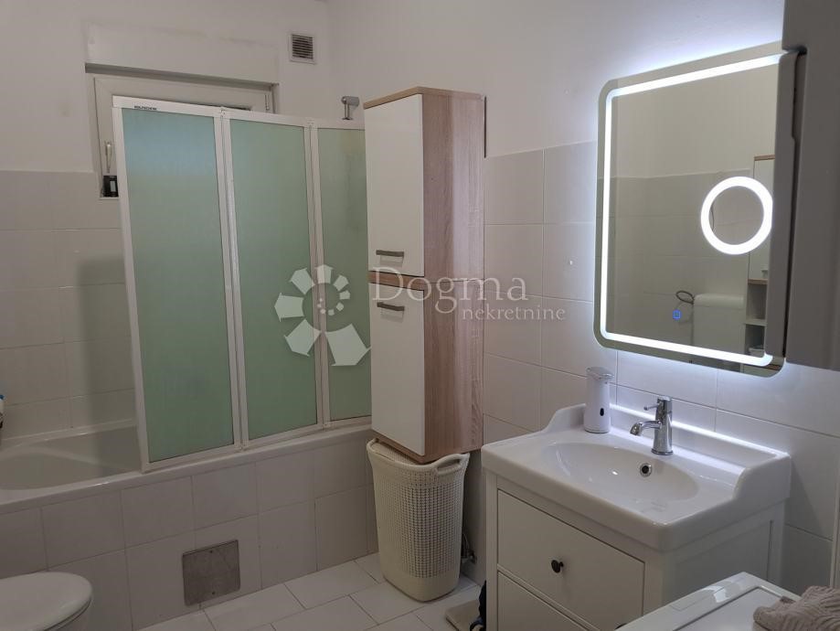 Flat For rent - GRAD ZAGREB  ZAGREB 