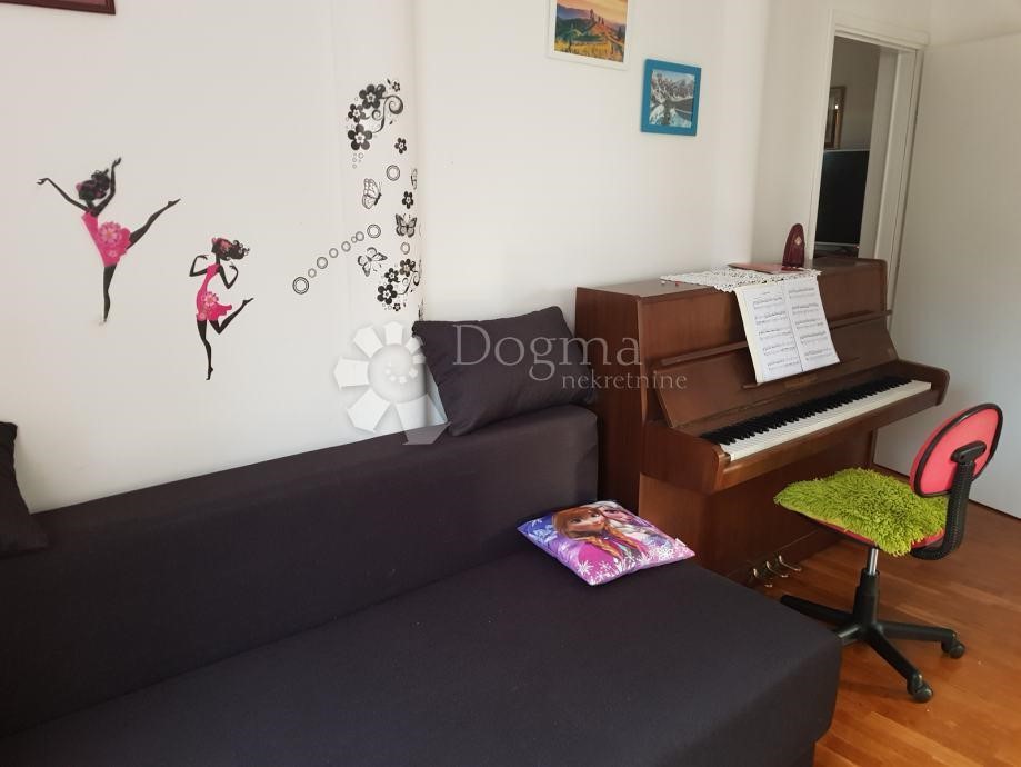 Flat For rent - GRAD ZAGREB  ZAGREB 