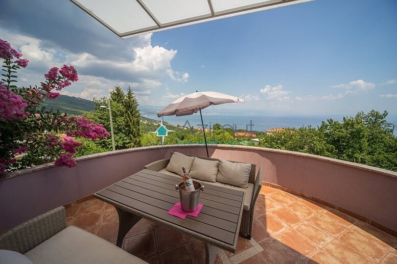 House For sale - PRIMORSKO-GORANSKA  OPATIJA 