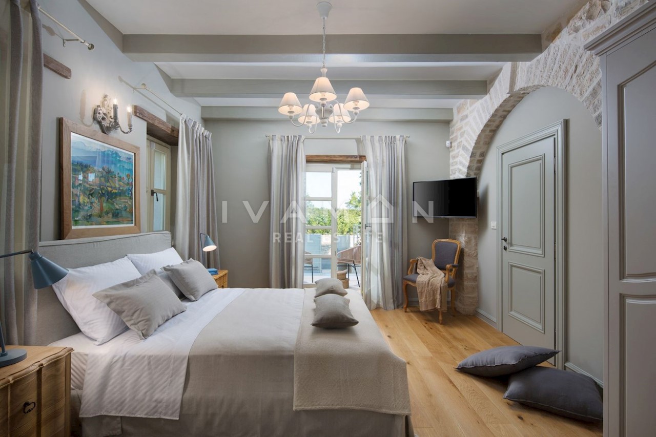 Casa In vendita - ISTARSKA  POREČ 