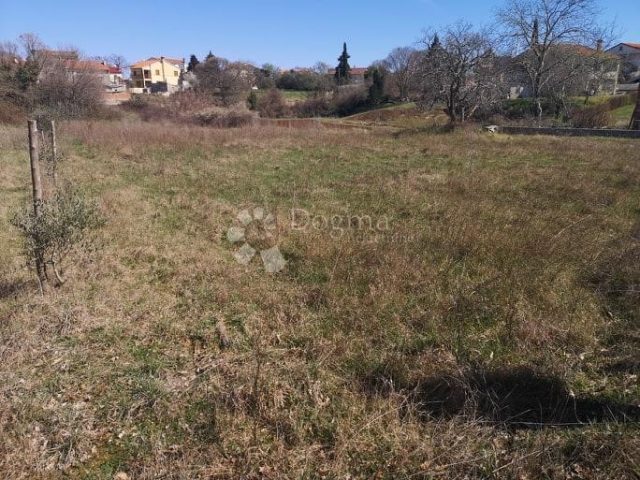 Zemljište Na prodaju - Istarska Barban - foto 2/4