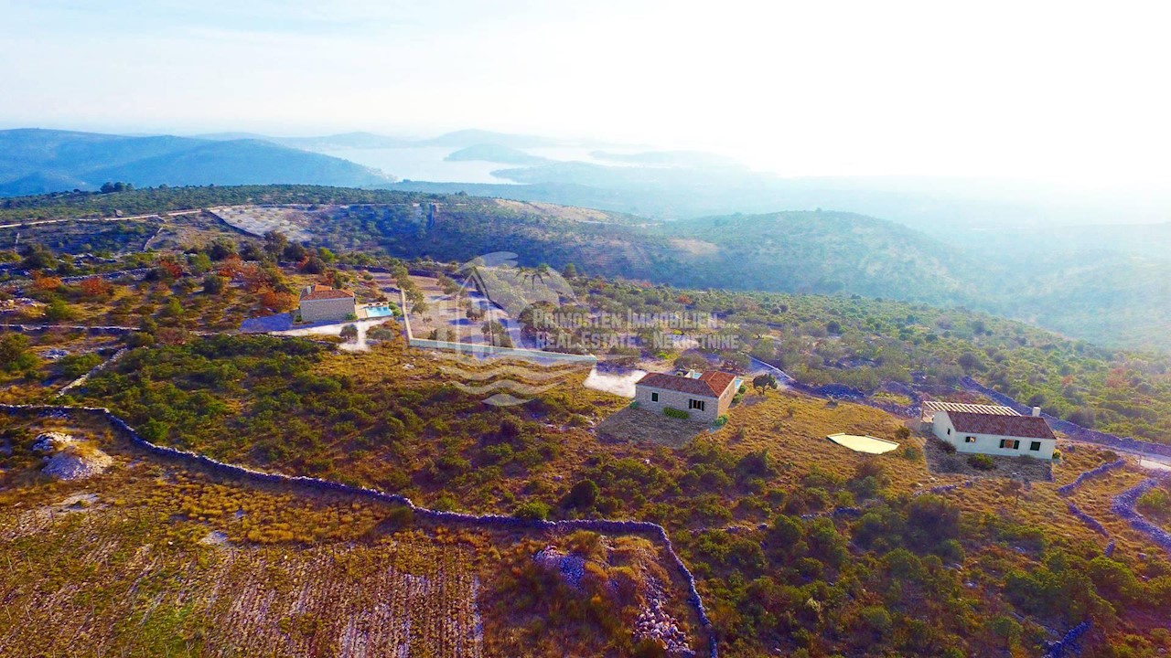 Kuća Na prodaju - ŠIBENSKO-KNINSKA  ROGOZNICA 