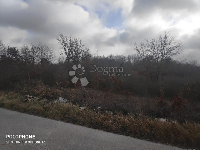 Pozemok na predaj 9370 m² – Štokovci