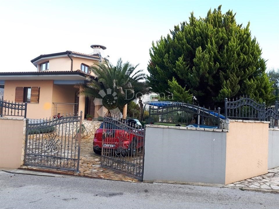 Casa In vendita - ISTARSKA  MEDULIN 