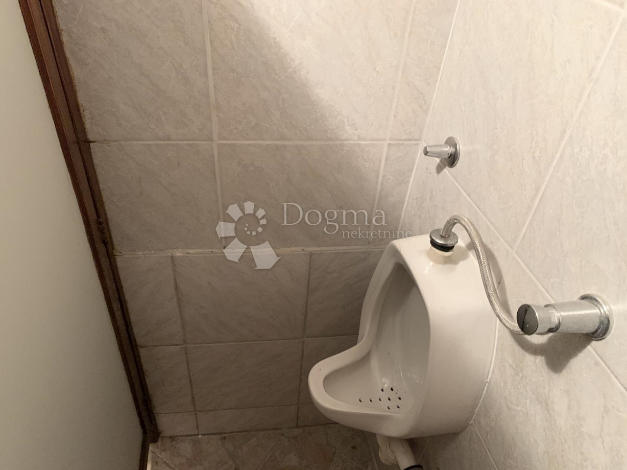 Business premises For sale - GRAD ZAGREB  ZAGREB 