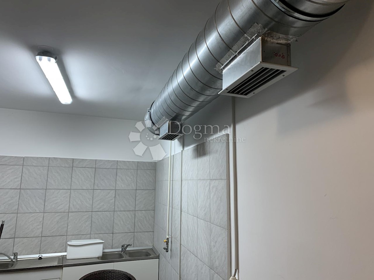 Business premises For sale - GRAD ZAGREB  ZAGREB 