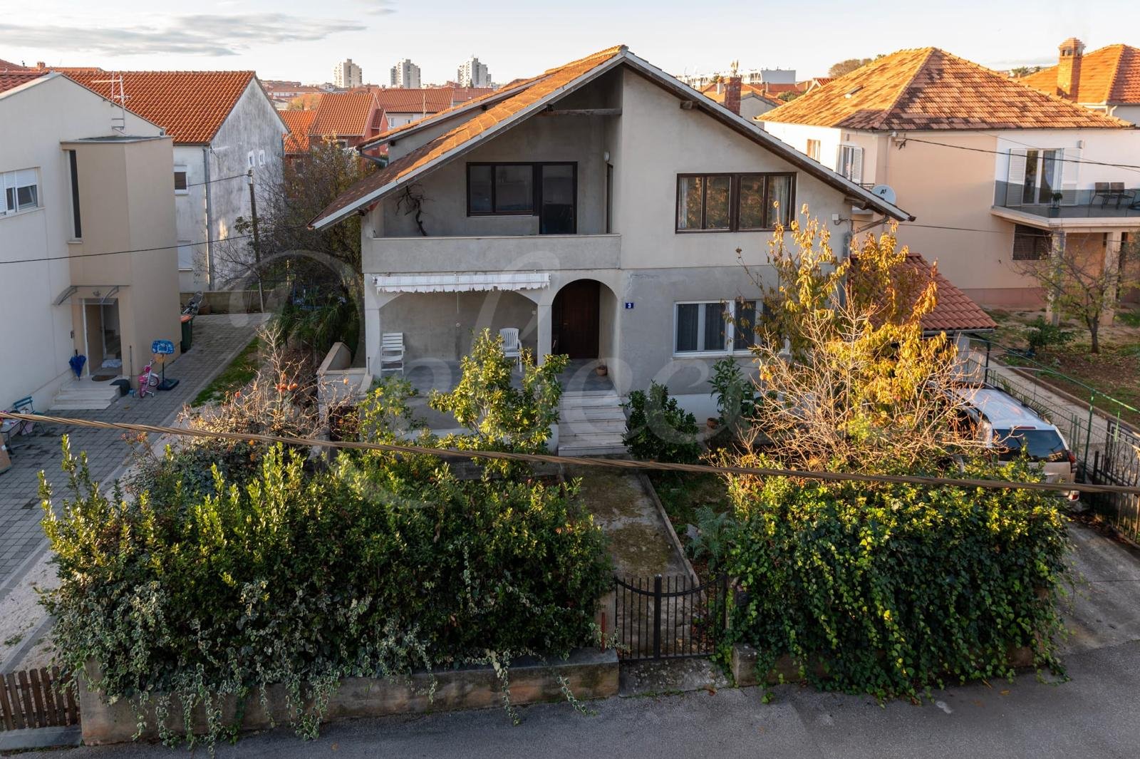 Haus Zu vermieten - ZADARSKA POLIčNIK