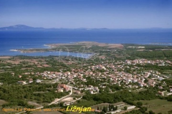 Terreno in vendita 16000 m² – Ližnjan