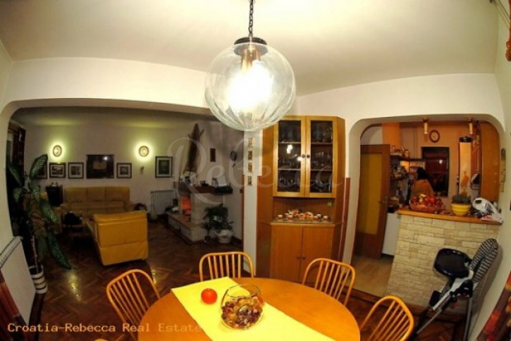 Haus Zu verkaufen -  Pula