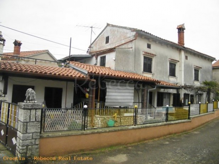 Kuća Na prodaju - Istarska Svetvinčenat - foto 1/3