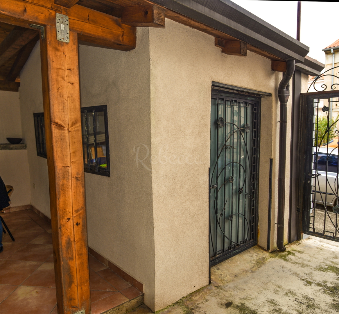 Apartma Naprodaj - Istarska Monte Zaro