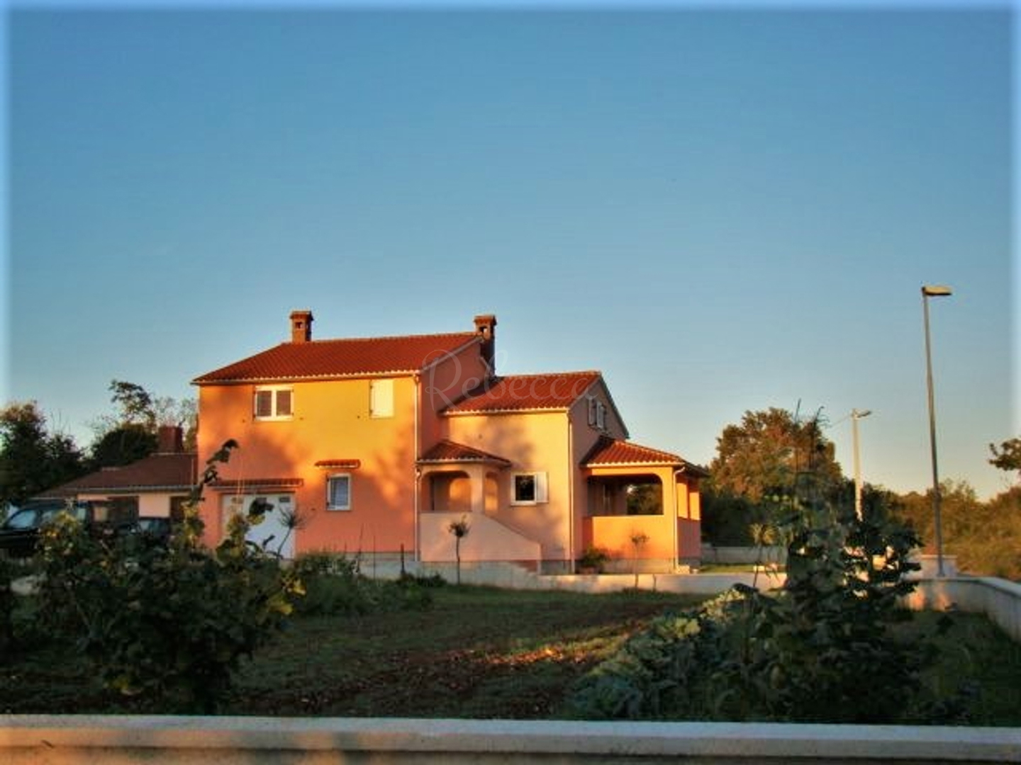Kuća Na prodaju - Istarska Juršići - foto 1/4