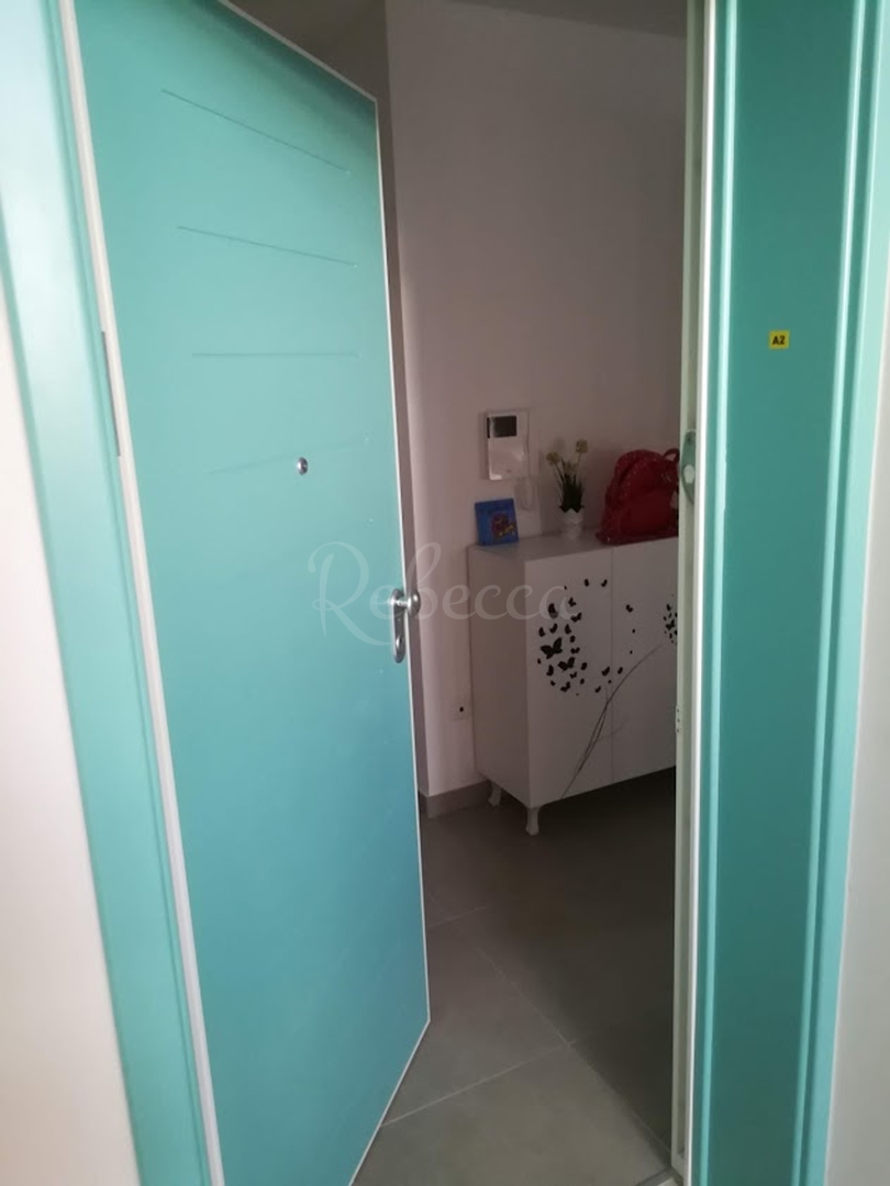 Apartment Zu verkaufen -  Peroj