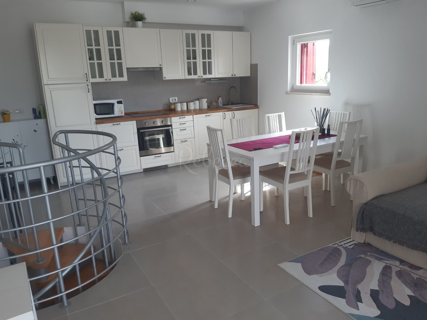 Apartment Zu verkaufen -  Peroj