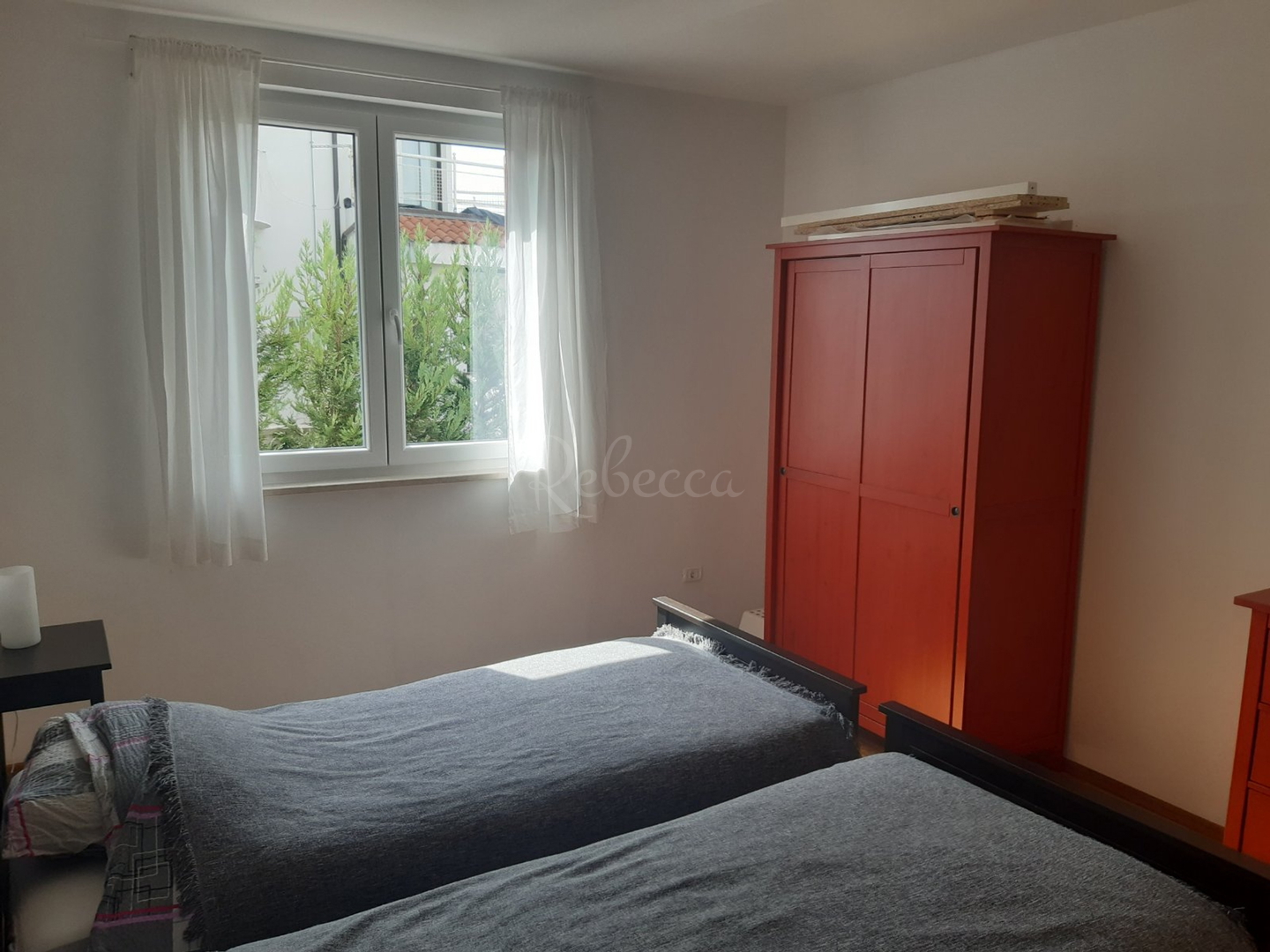 Apartment Zu verkaufen -  Peroj