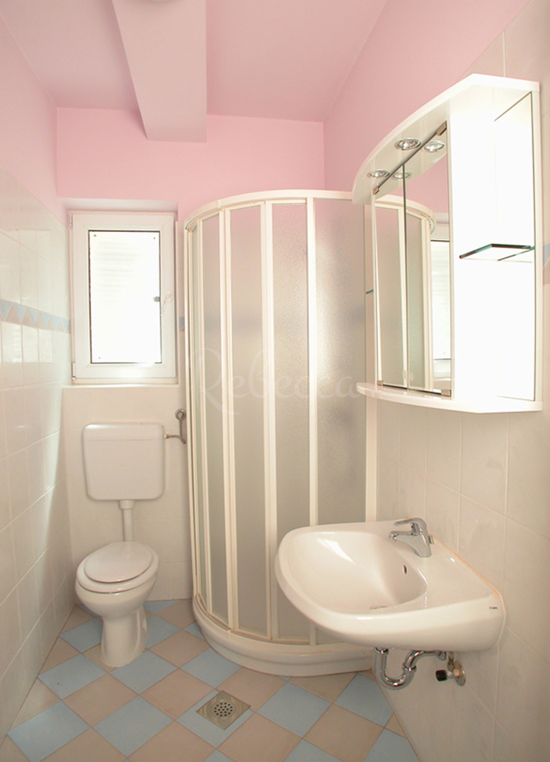 Hotel In vendita -  Premantura