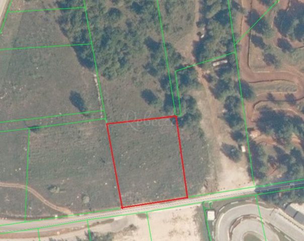 Zemljište na prodaju 9000 m² – Tar