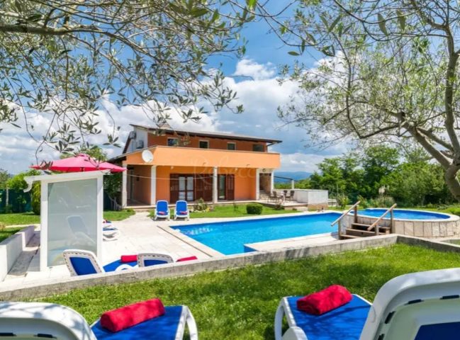 Dom na predaj 325 m² – Motovun